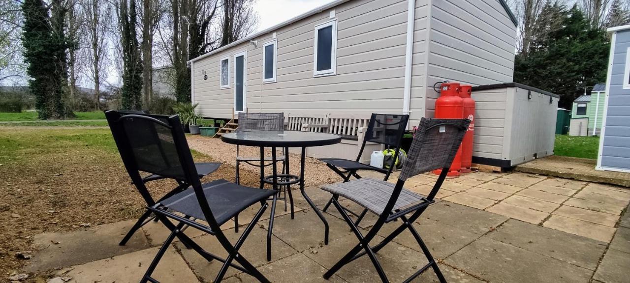 Billing Aquadrome Northampton, Kingfisher Meadow 12 Apartment Northampton