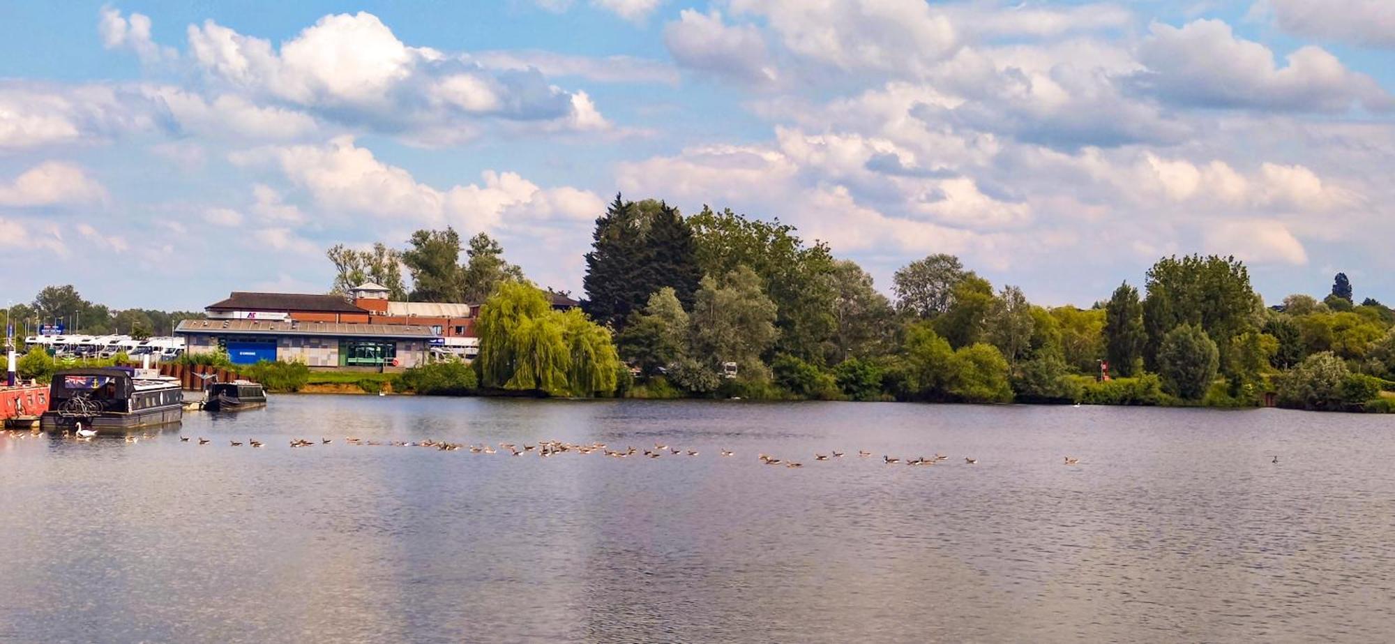 Billing Aquadrome Northampton, Kingfisher Meadow 12 Apartment Northampton